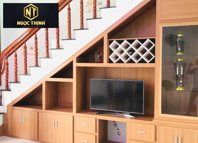 Xưởng Nội Thất Ngọc Thịnh Long Thành, Nhơn Trạch - Mẫu tủ cầu thang thông minh, hữu ích nhất